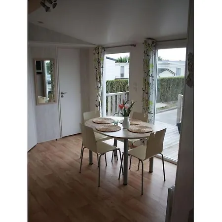 Chalet Chalet In Bredene With Parking