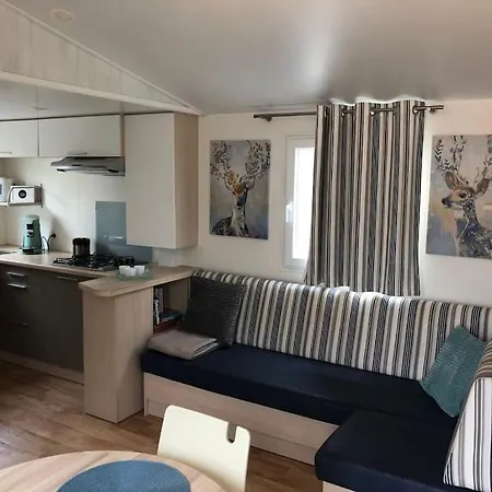 Chalet Chalet In Bredene With Parking *